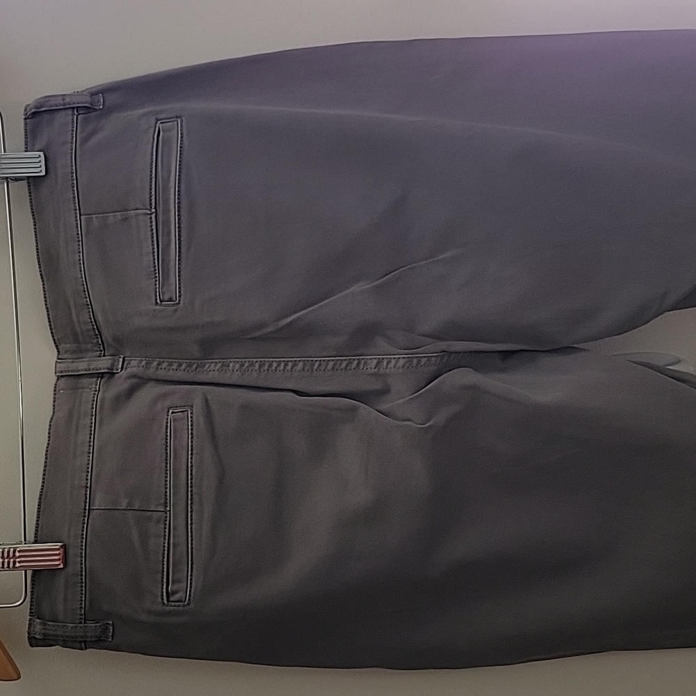Pants - Picture 3 of 4